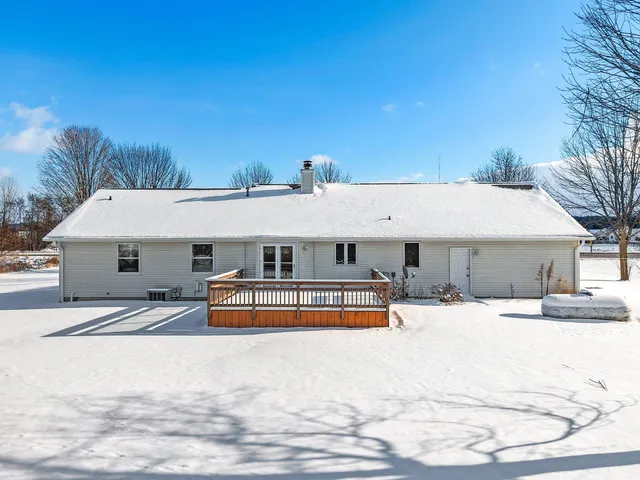 $499,900 | 3910 Monroe Road, De Pere, WI 54115