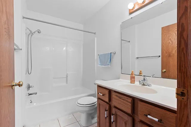 $499,900 | 3910 Monroe Road, De Pere, WI 54115