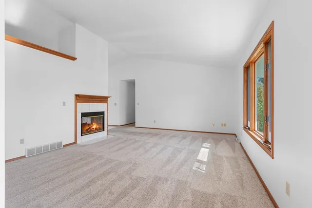 $499,900 | 3910 Monroe Road, De Pere, WI 54115