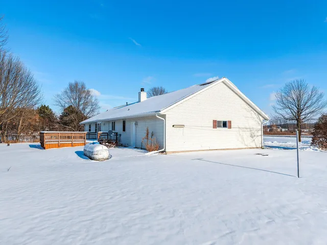 $499,900 | 3910 Monroe Road, De Pere, WI 54115