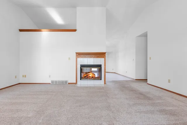 $499,900 | 3910 Monroe Road, De Pere, WI 54115