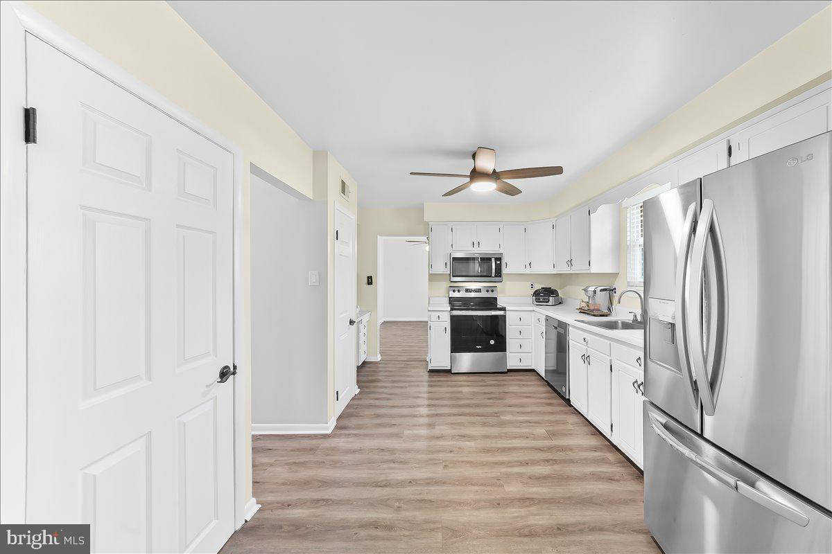 893 Westtown Road West Chester, PA 19382 - Photo 12 of 44 Kitchen