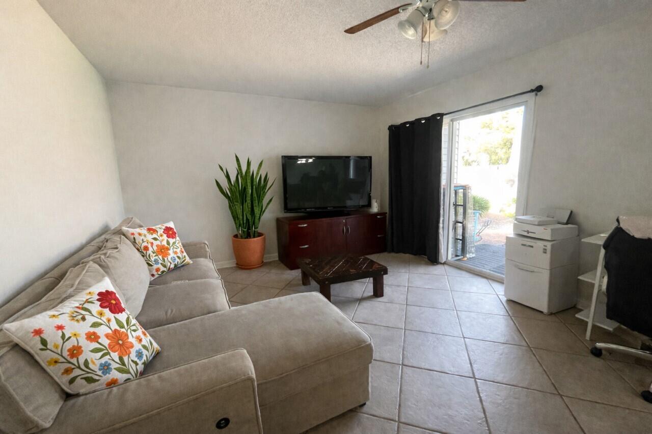 101 Old Ferry Road, Unit 37B Shalimar, FL 32579 - Photo 2 of 29 37B LR View towards patio