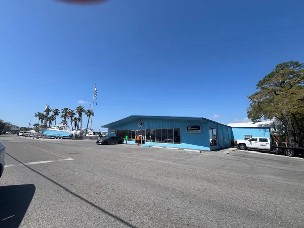 $184,900 | 101 Old Ferry Road, Unit 37B, Shalimar, FL 32579