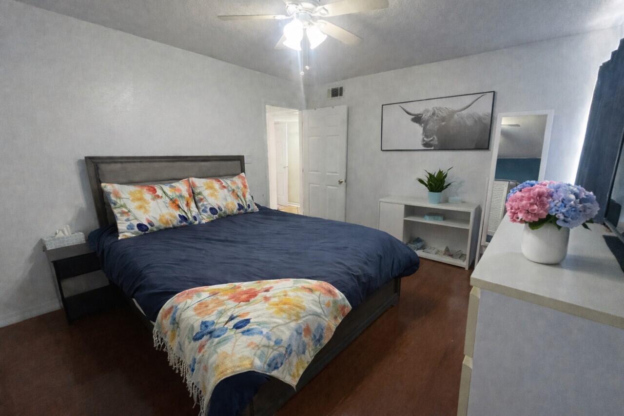 101 Old Ferry Road, Unit 37B Shalimar, FL 32579 - Photo 7 of 29 37B Mstr Bdr