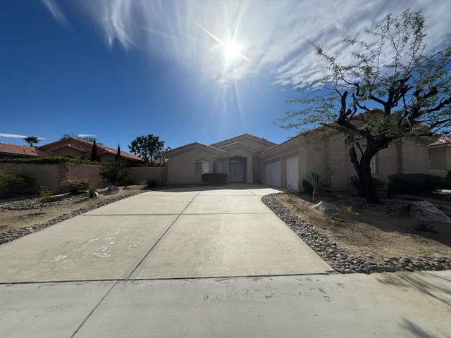 $4,500 | 74081 West Petunia Place, Palm Desert, CA 92211