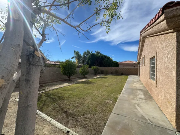 $4,250 | 74081 West Petunia Place, Palm Desert, CA 92211