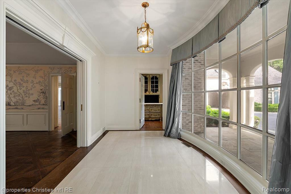 237 Lake Shore Road Grosse Pointe Farms, MI 48236 - Photo 25 of 98 Gallery Image 25