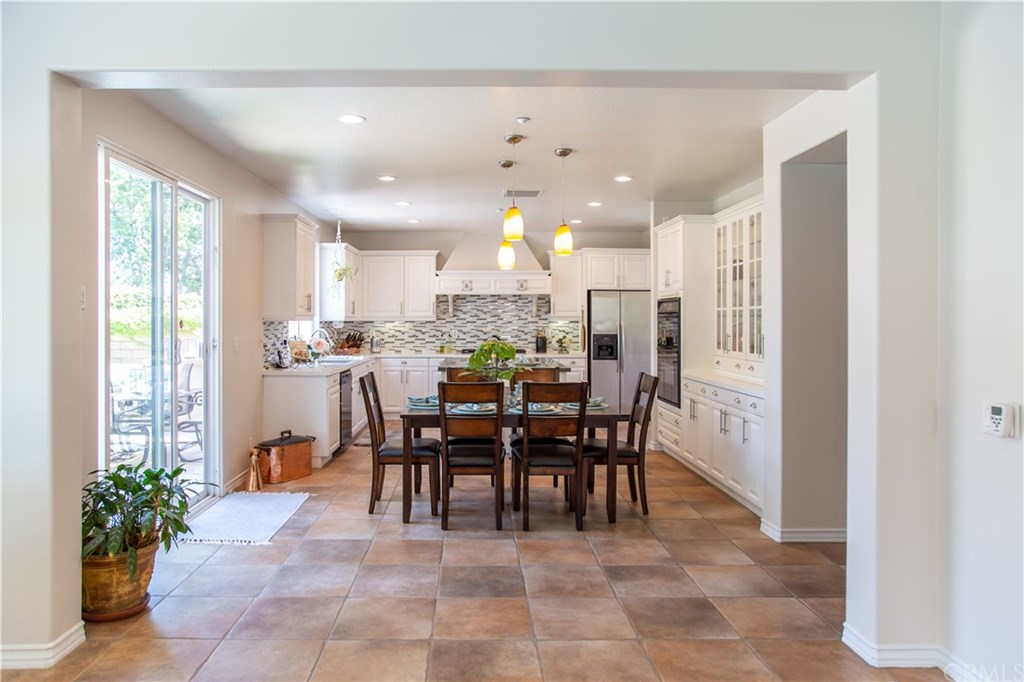 3953 Chatham Way Seal Beach, CA 90740 - Photo 13 of 64