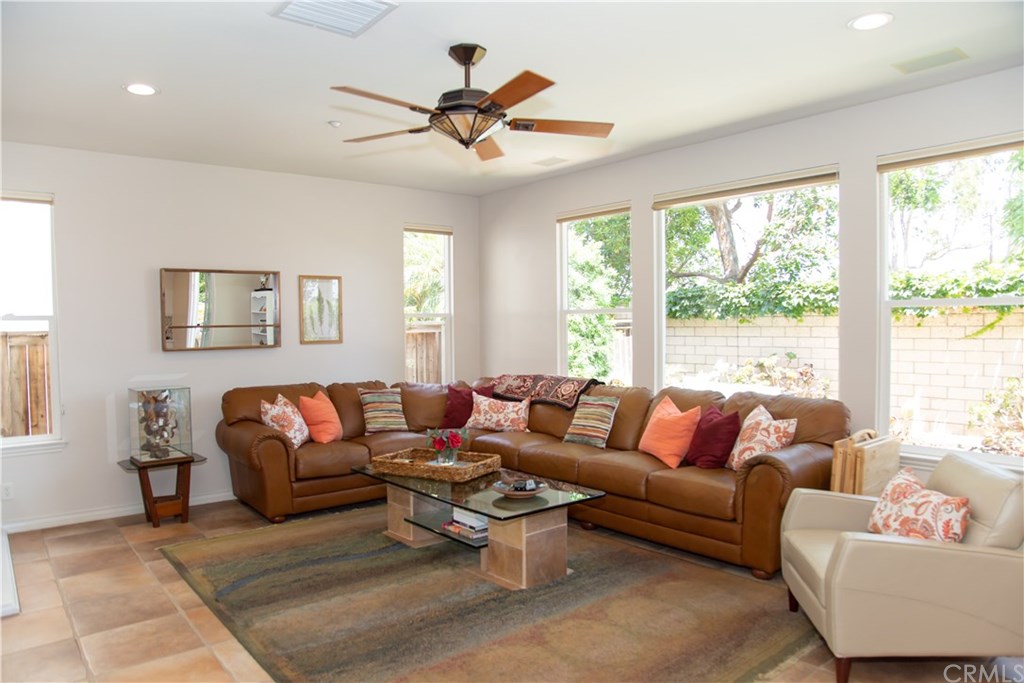 3953 Chatham Way Seal Beach, CA 90740 - Photo 23 of 64