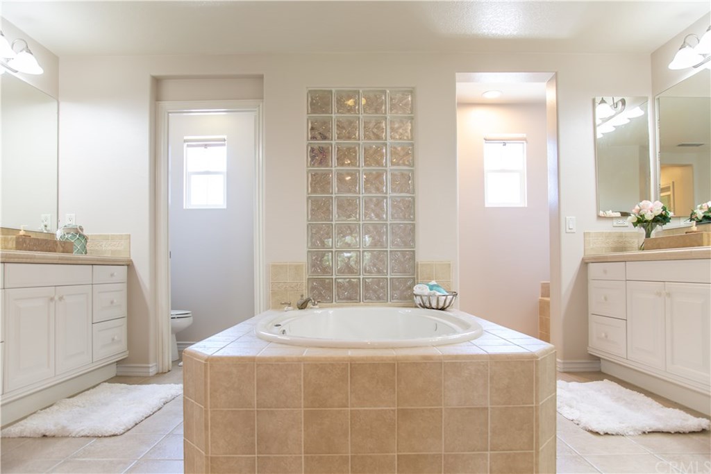 3953 Chatham Way Seal Beach, CA 90740 - Photo 38 of 64