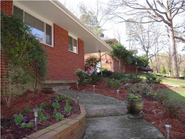 1126 Fernway Road Chattanooga, TN 37405 - Photo 2 of 22 Additional Photo