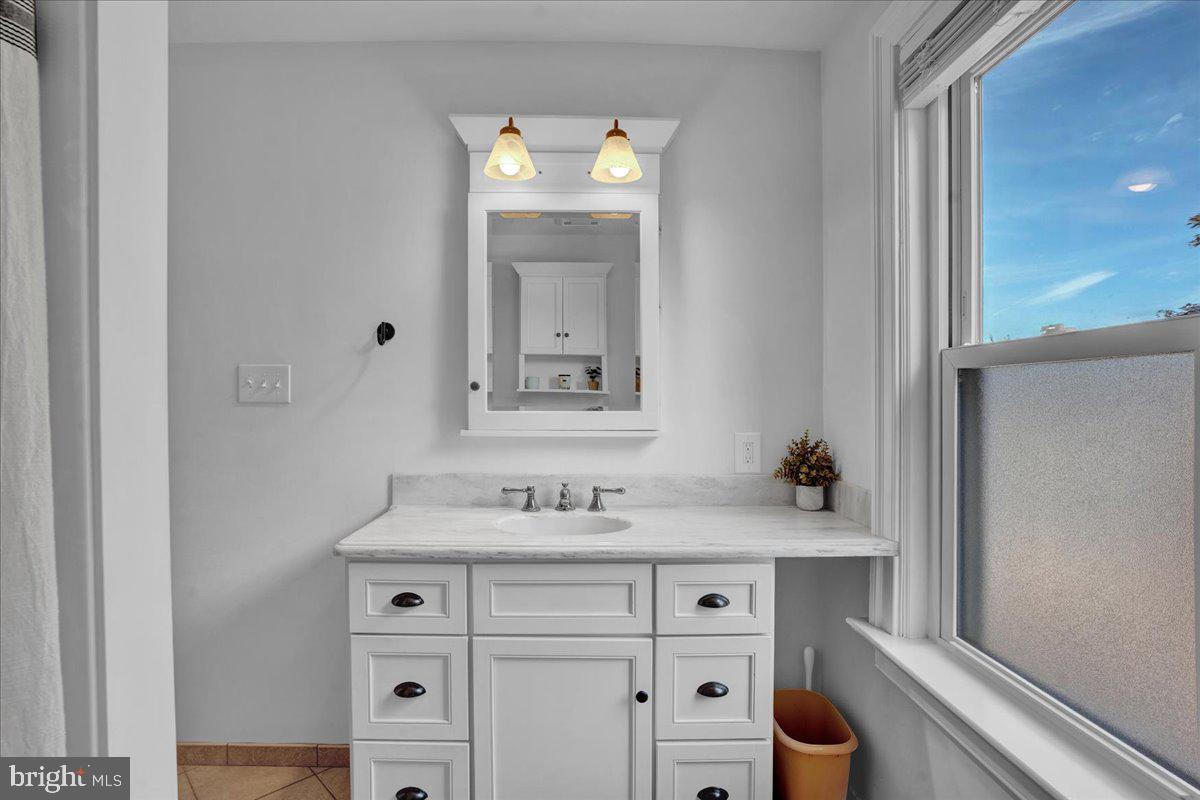 30 Kathmere Road Havertown, PA 19083 - Photo 17 of 37