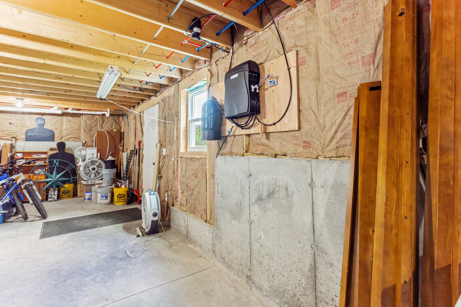 633 Paris Hill Road Paris, ME 04281 - Photo 33 of 41 34_BP5A0462_DxO_mls