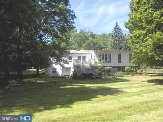 35 Borton Road Audubon, PA 19403 - Photo 4 of 6 Gallery Image 4