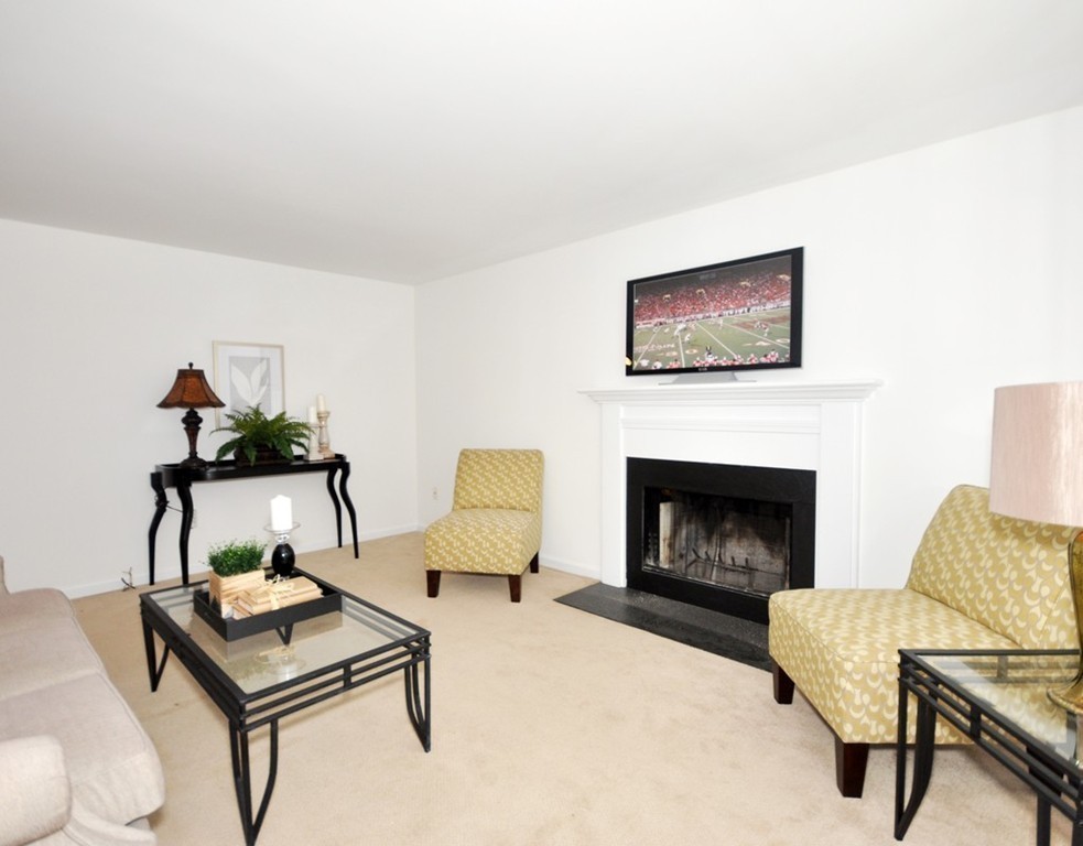 1 Prescott Road Acton, MA 01720 - Photo 6 of 19 Gallery Image 6