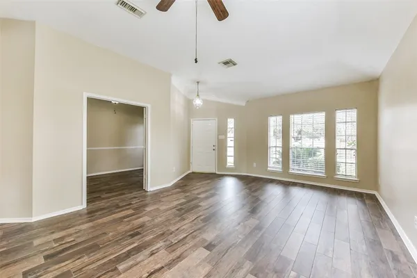 $2,200 | 9127 Willow Crossing Drive, Houston, TX 77064