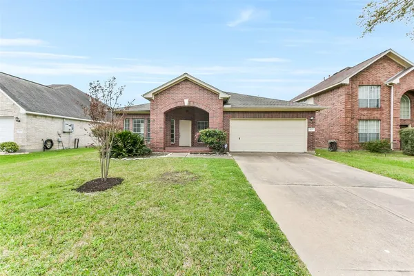 $2,200 | 9127 Willow Crossing Drive, Houston, TX 77064