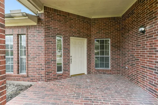 $2,200 | 9127 Willow Crossing Drive, Houston, TX 77064