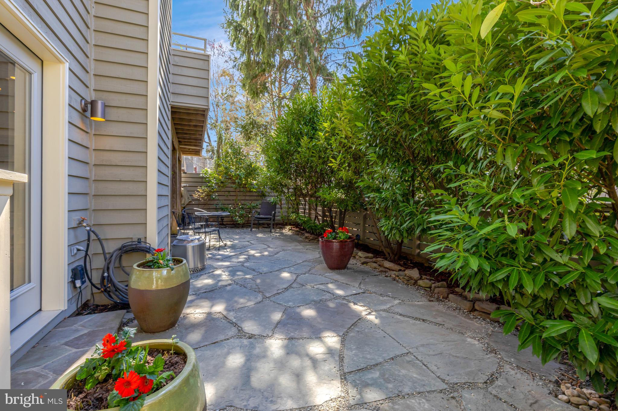 11122 Lakespray Way Reston, VA 20191 - Photo 57 of 77 Another awesome outdoor living space!