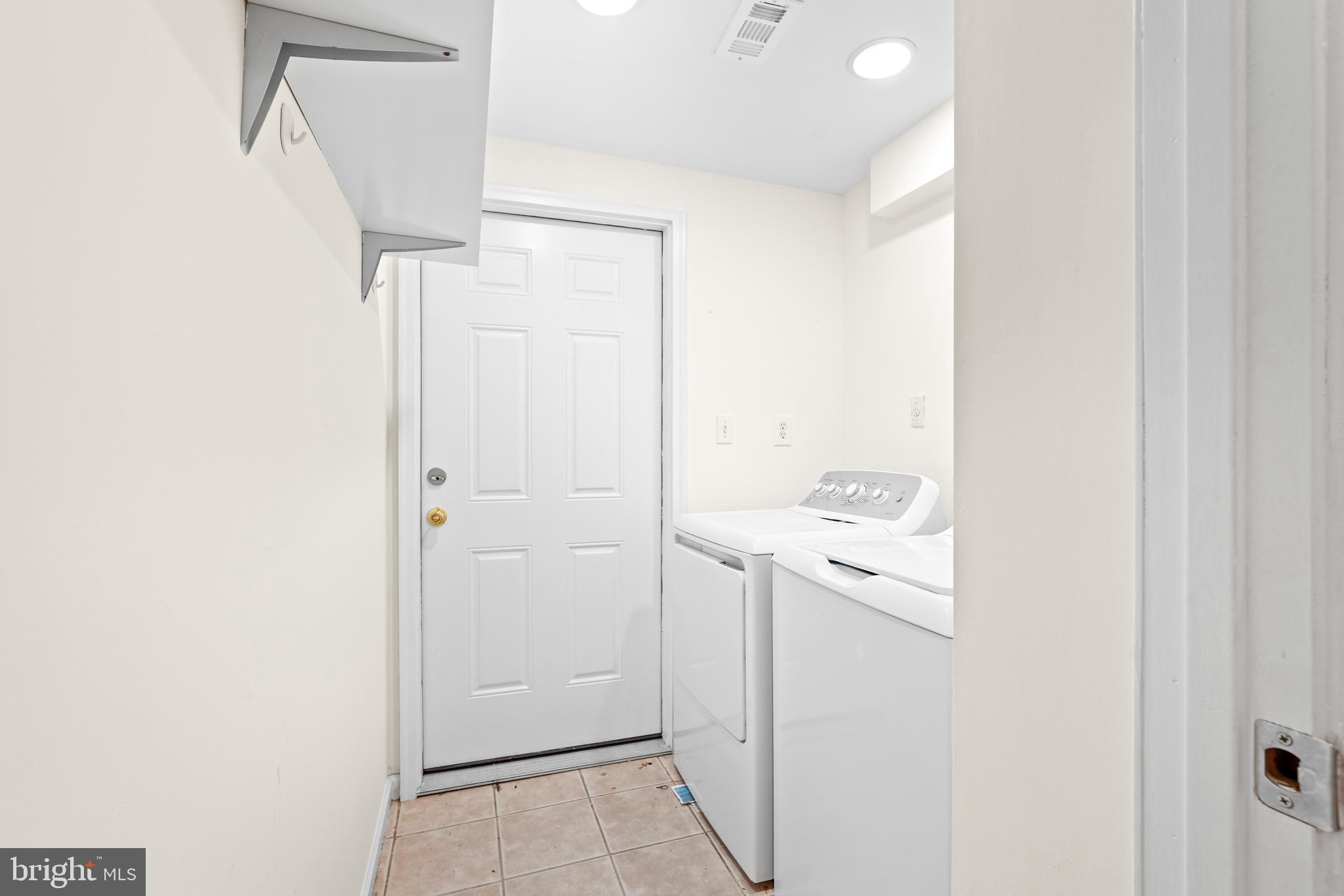 7423 Exmore Street Springfield, VA 22150 - Photo 34 of 39 Gallery Image 34