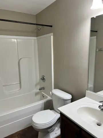 $1,295 | 1732 Thistlewood Drive, Unit E, Clarksville, TN 37042