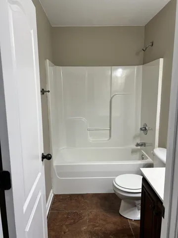 $1,295 | 1732 Thistlewood Drive, Unit E, Clarksville, TN 37042