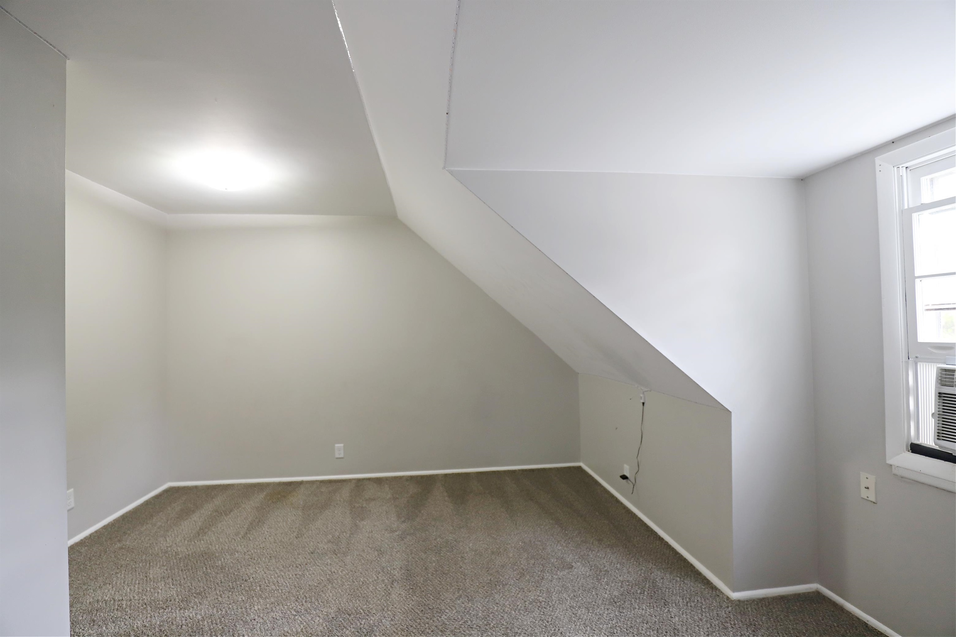 10008 Coldwater Road Flushing, MI 48433 - Photo 20 of 32