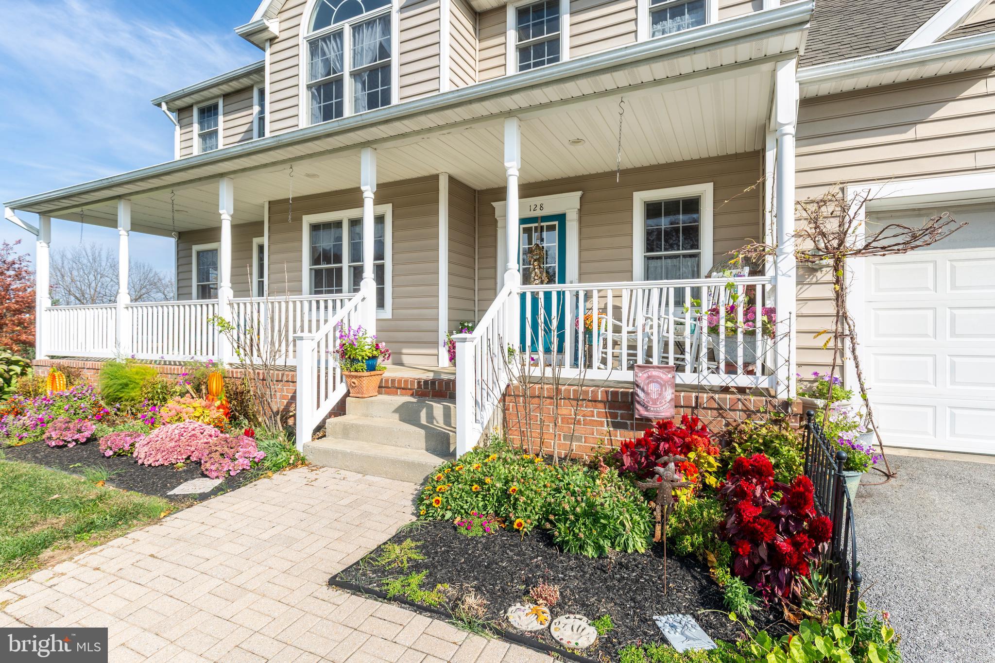 128 Pine Grove Road Hanover, PA 17331 - Photo 74 of 93 Lots of colorful blooms year round