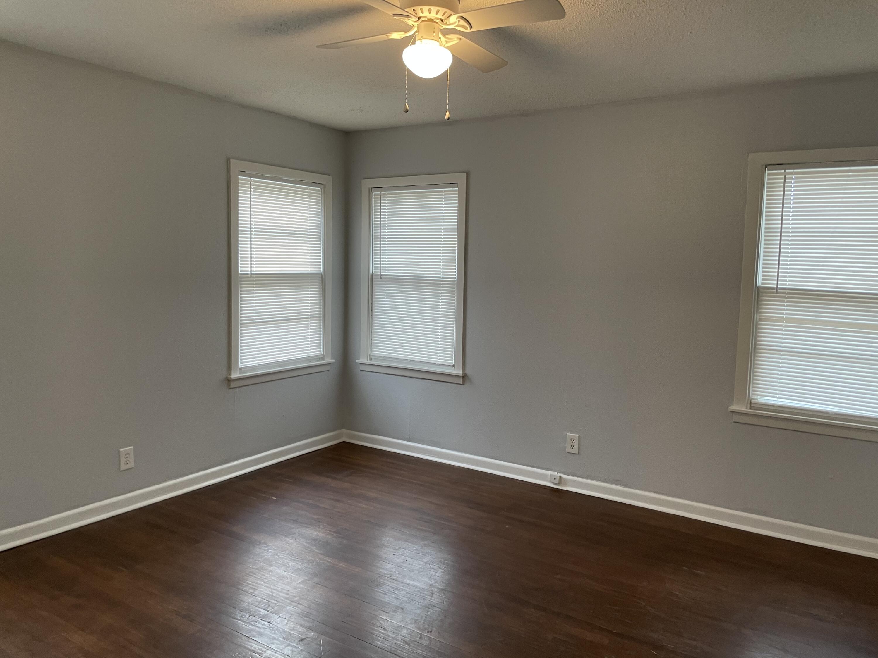 3801 32nd Street Lubbock, TX 79410 - Photo 3 of 11 IMG_5146