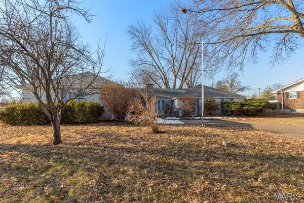 $319,900 | 30 North Joyce Ellen Way, St. Peters, MO 63376