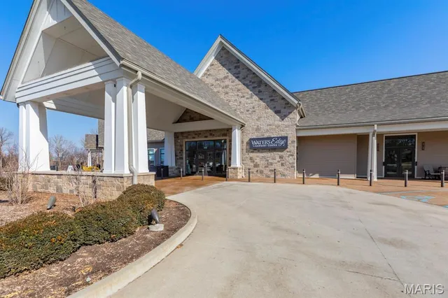 $380,000 | 30 North Joyce Ellen Way, St. Peters, MO 63376