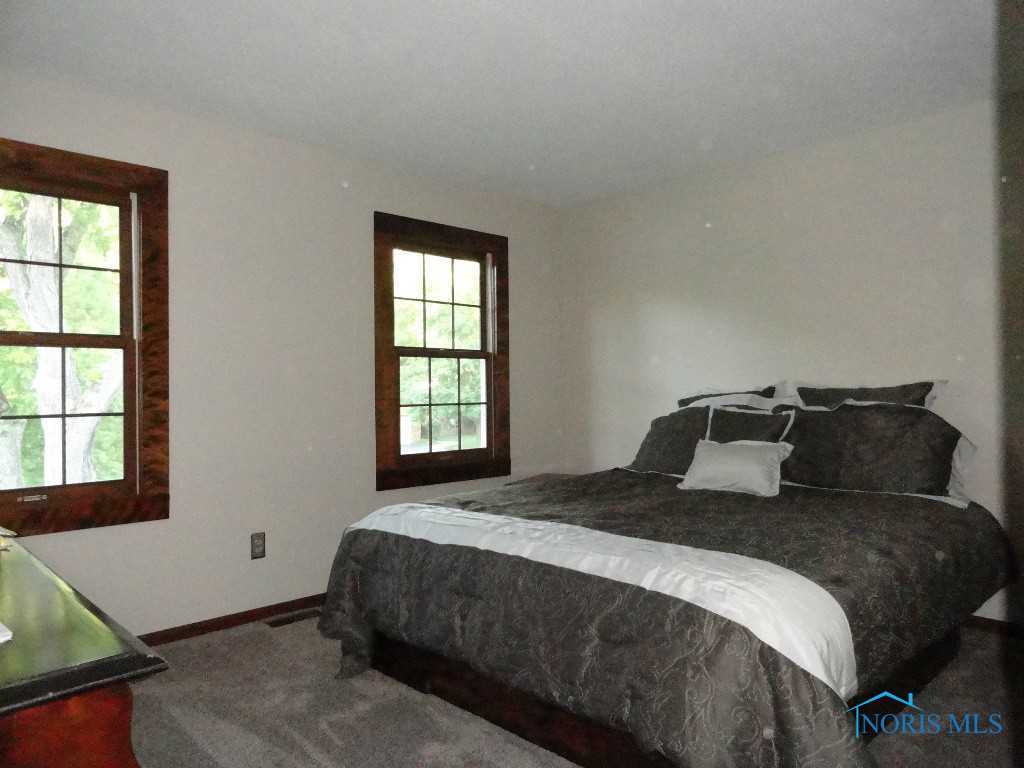 1632 Fallbrook Road Toledo, OH 43614 - Photo 14 of 20 Gallery Image 14