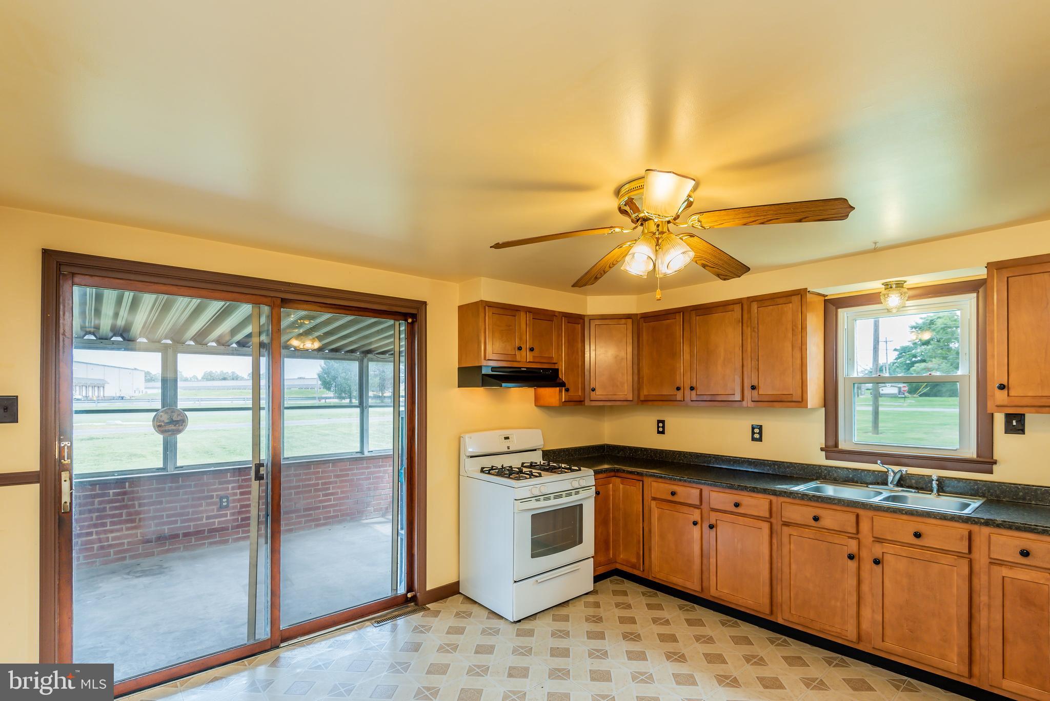 6311 Basehore Road Mechanicsburg, PA 17050 - Photo 8 of 24 Gallery Image 8