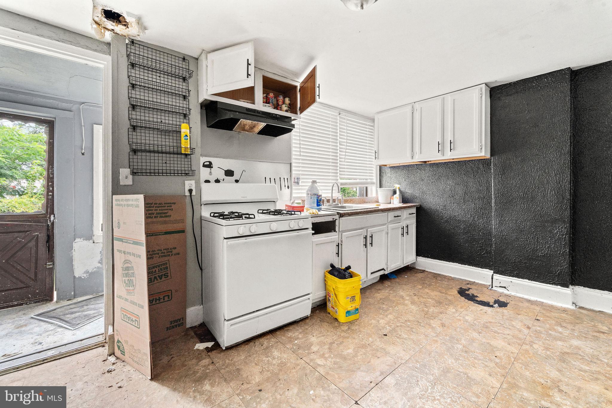 3079 Alabama Road Camden, NJ 08104 - Photo 8 of 14