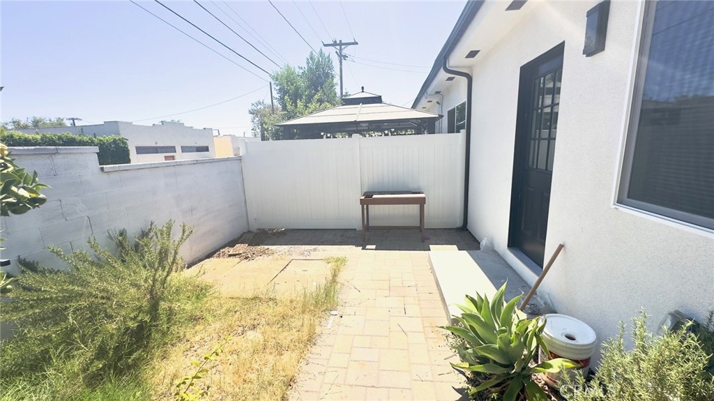 1565 1/2 Atchison Street Pasadena, CA 91104 - Photo 8 of 10