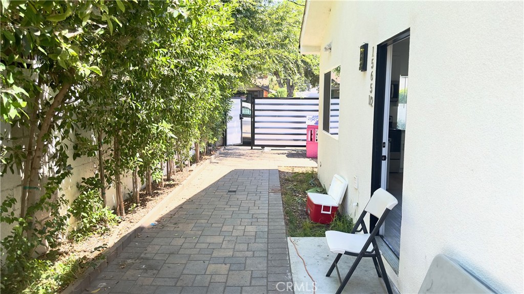 1565 1/2 Atchison Street Pasadena, CA 91104 - Photo 9 of 10