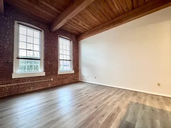 $2,800 | 4 Bishop Street, Unit 303, Framingham, MA 01702