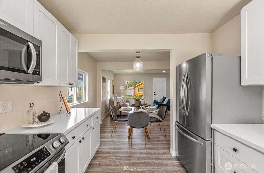 238 Meadow Avenue North Renton, WA 98057 - Photo 10 of 17 Gallery Image 10