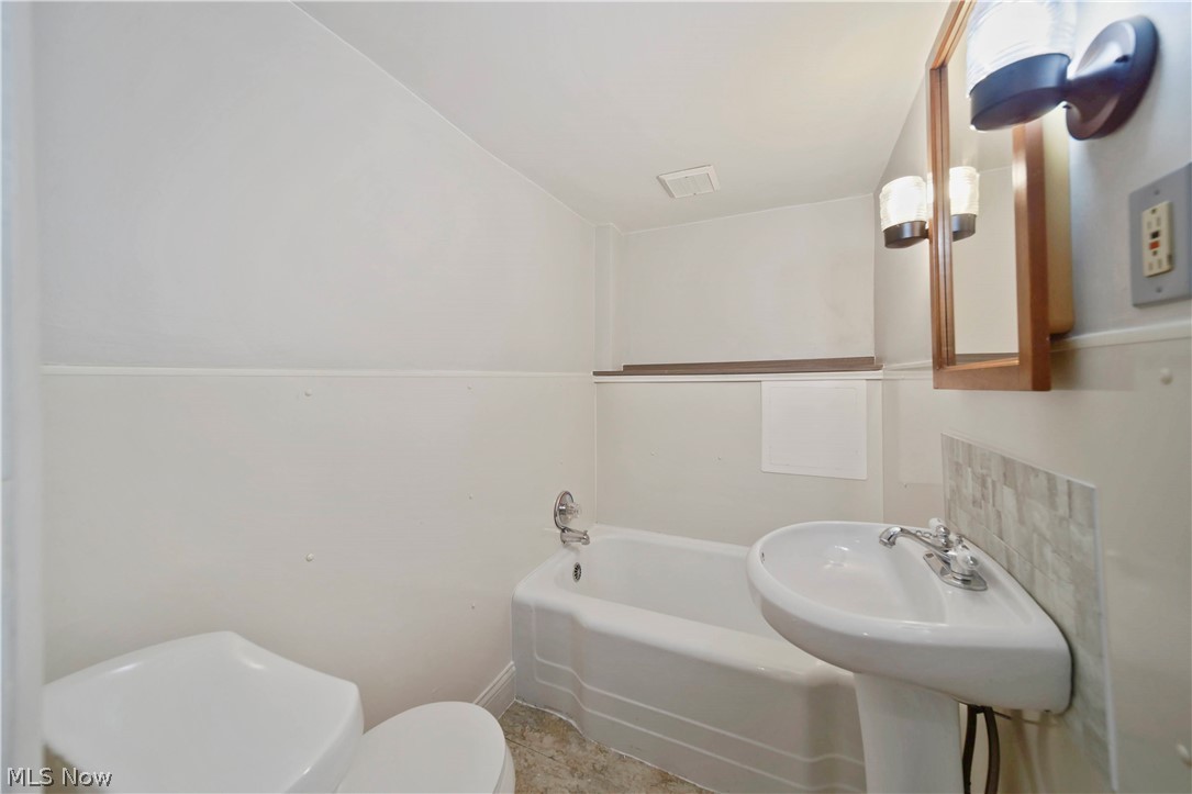 681 Bowhall Road Painesville, OH 44077 - Photo 13 of 28 Gallery Image 13