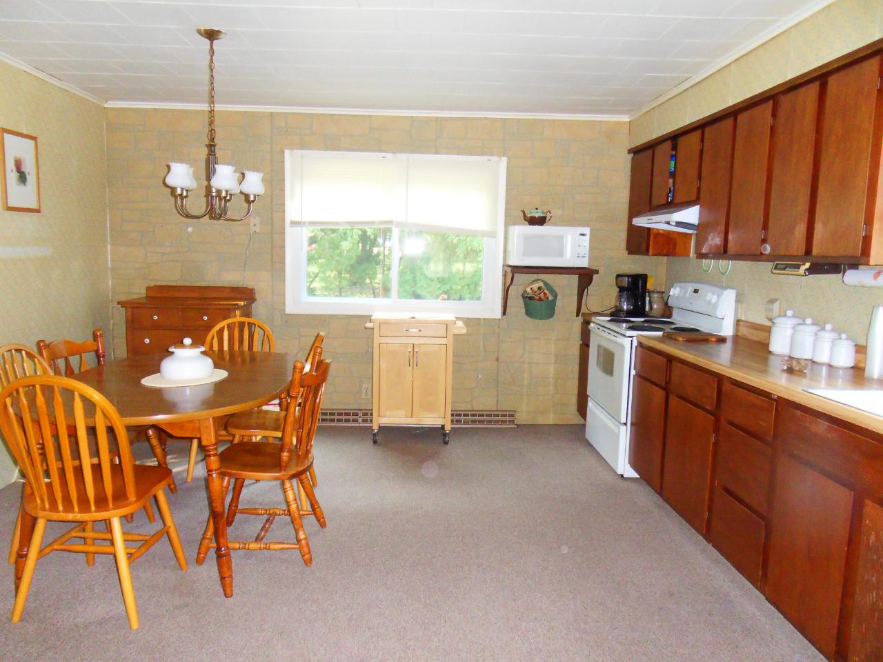 621 Dorr Avenue Rhinelander, WI 54501 - Photo 12 of 17 Gallery Image 12