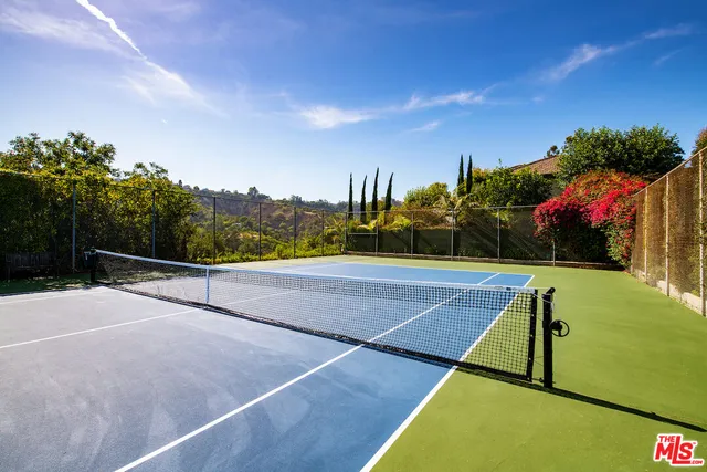 a view of a tennis court