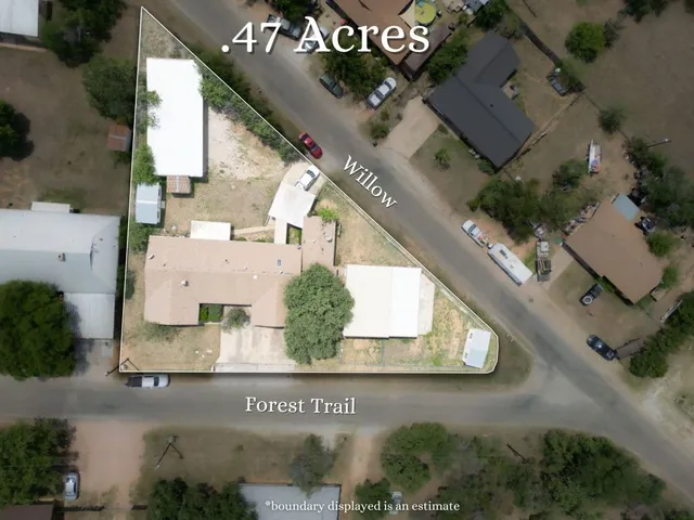 $350,000 | 2025 Forest Trail, Kingsland, TX 78639