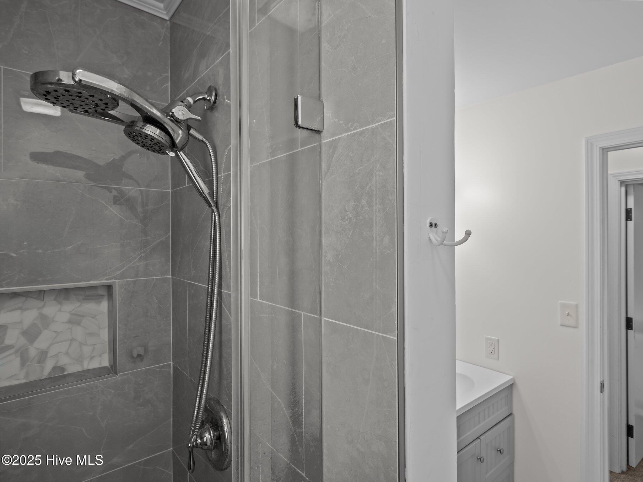 267 Live Oak Road Newport, NC 28570 - Photo 33 of 63 Custom Tile Shower