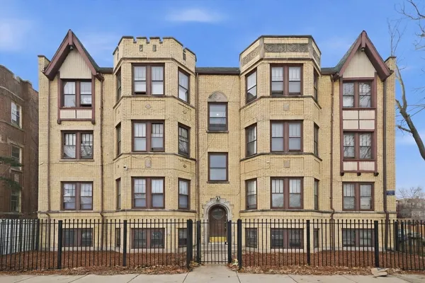 $1,825,000 | 8602 South Euclid Avenue, Chicago, IL 60617