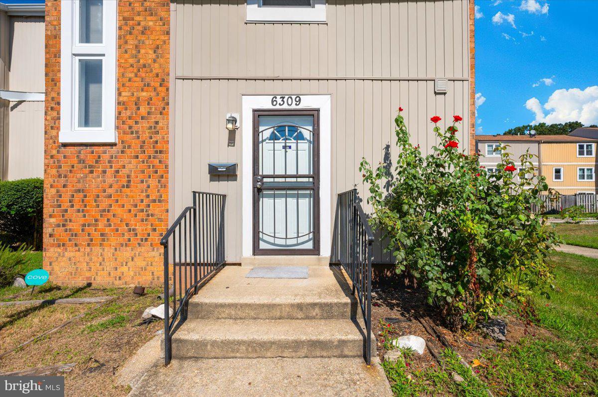 6309 Arwen Court Fort Washington, MD 20744 - Photo 2 of 39