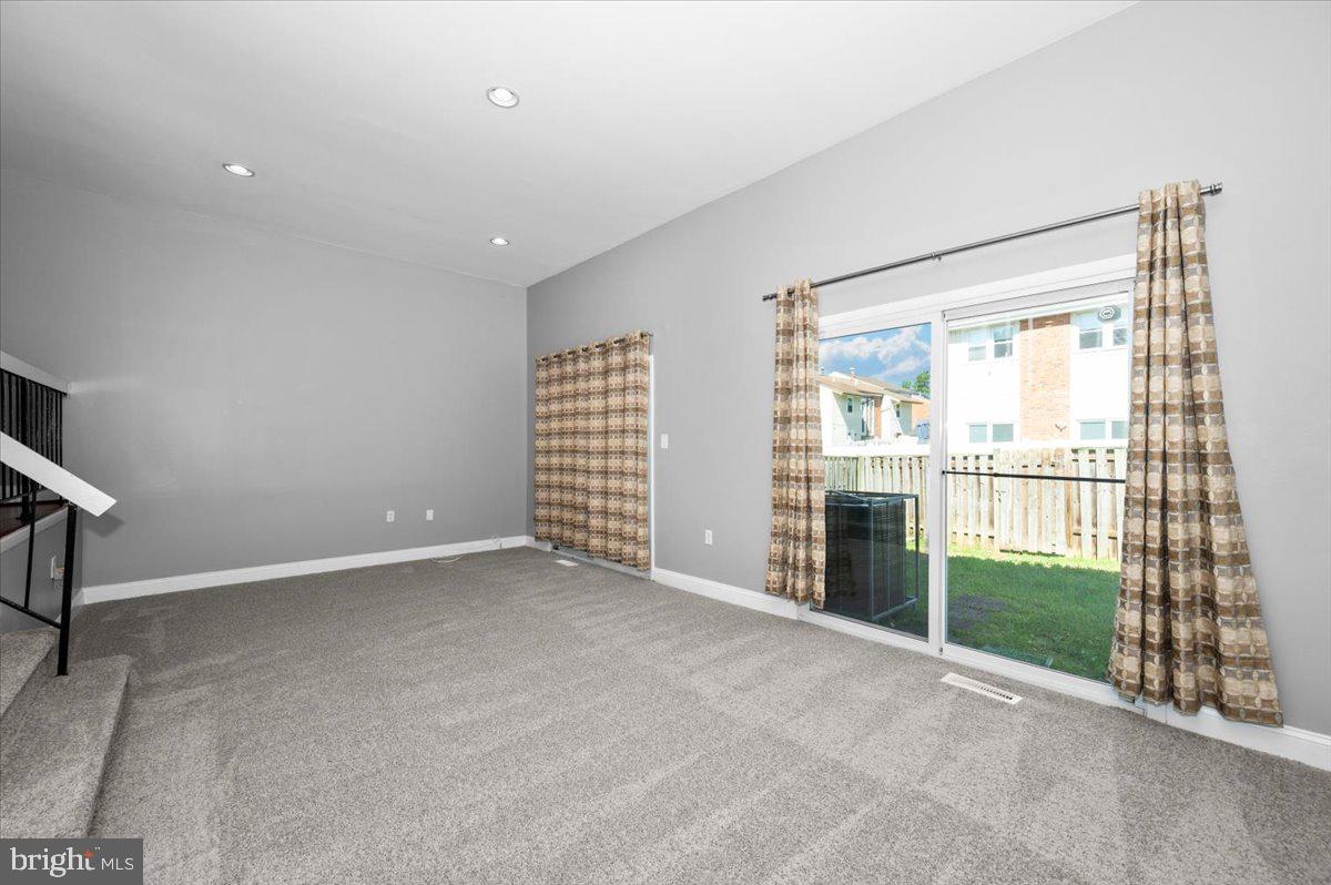 6309 Arwen Court Fort Washington, MD 20744 - Photo 7 of 39