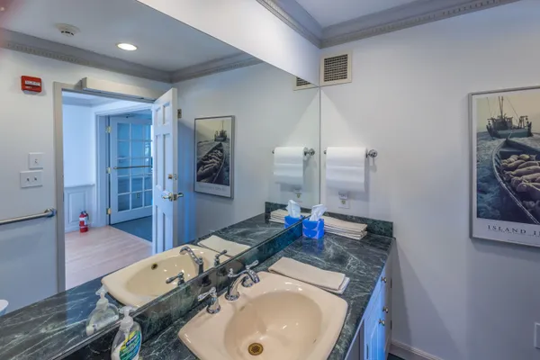 $1,500,000 | 48 Washington Street, Camden, ME 04843