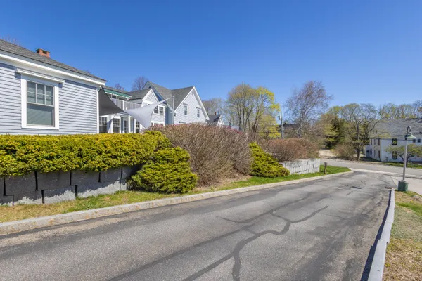 $1,500,000 | 48 Washington Street, Camden, ME 04843