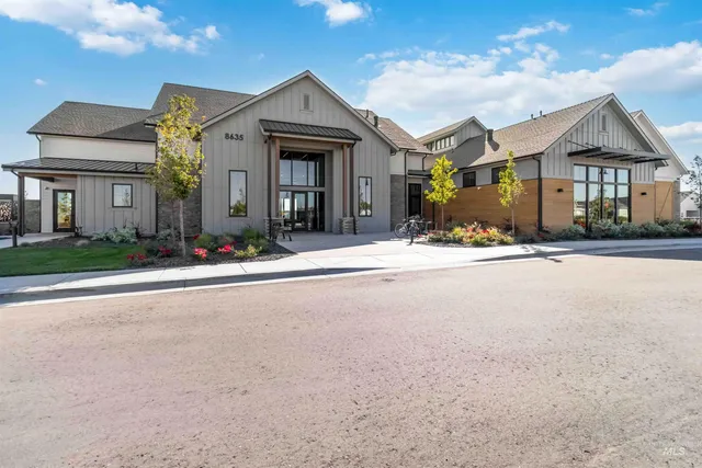 $449,675 | 2110 North Milestone Way, Star, ID 83669